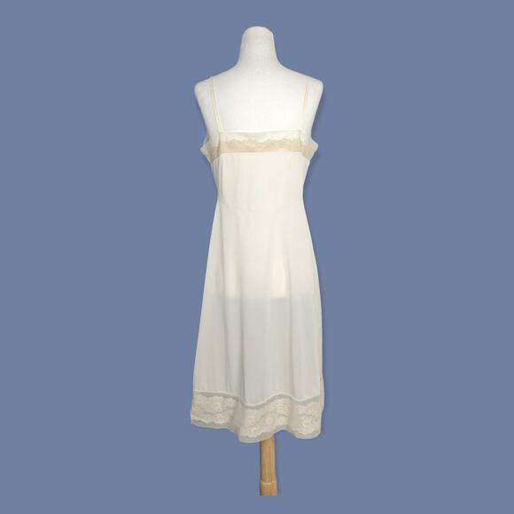 Vintage 1960s Vanity Fair Sz 36 Daisy Flower Lace Slip - Picture 4 of 8